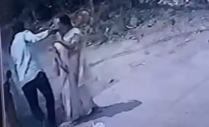 उल्कानगरी परिसरात पुन्हा सोनसाखळी हिसकावली; वृद्ध महिलेला केले लक्ष्य; व्हिडिओ व्हायरल