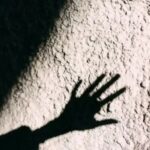 मानवतेला काळिमा फासणारी घटना; मदतीच्या बहाण्याने ८० वर्षीय वृद्धेवर अत्याचार; आरोपीला अटक